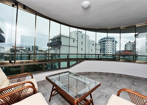 Меблированная квартира 2+1 в новом комплексе в центре Махмутлара