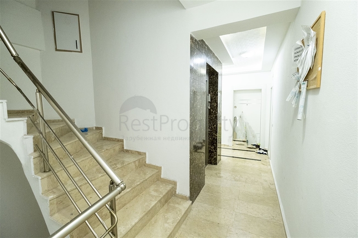 Просторный пентхаус 3+1 в микрорайоне Хурма Коньяалты Анталья