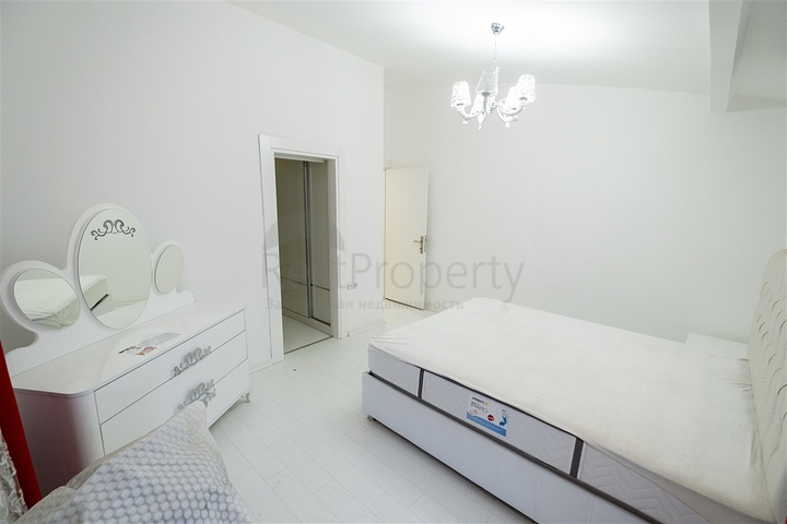 Просторный пентхаус 3+1 в микрорайоне Хурма Коньяалты Анталья