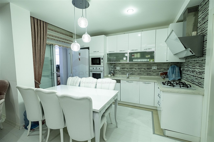 Просторный пентхаус 3+1 в микрорайоне Хурма Коньяалты Анталья