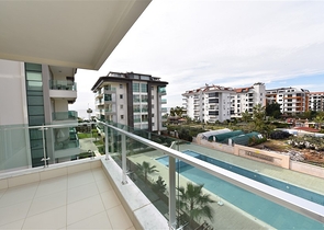 Квартира 1+1 на первой береговой линии в Кестеле