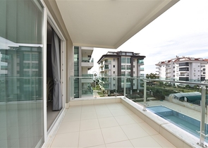 Квартира 1+1 на первой береговой линии в Кестеле