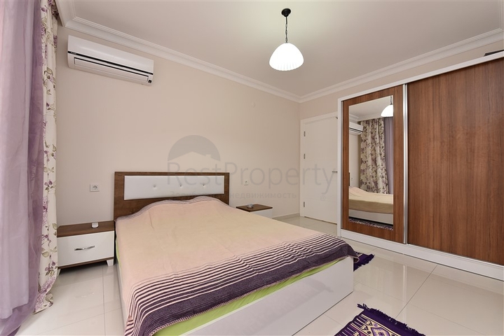 Уютная трехкомнатная квартира в европейском районе Оба