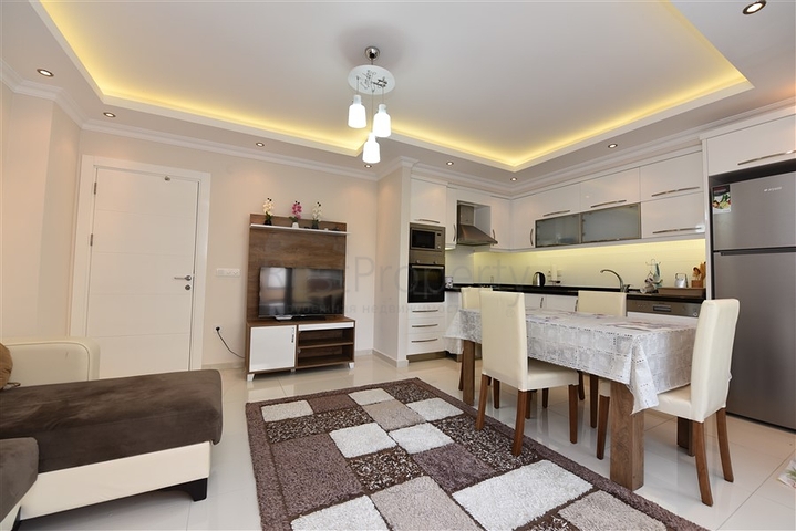 Уютная трехкомнатная квартира в европейском районе Оба