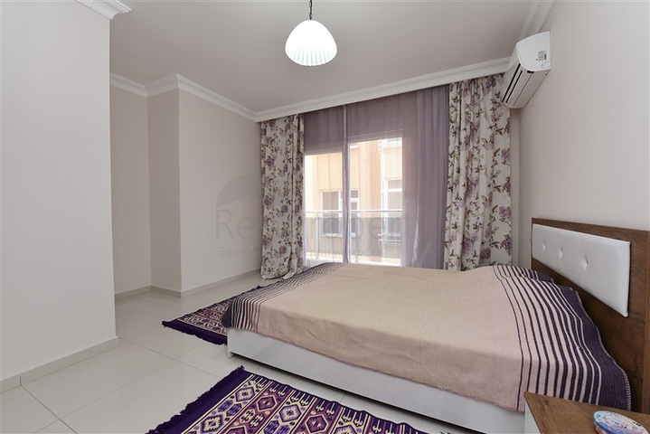 Уютная трехкомнатная квартира в европейском районе Оба