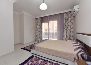 Уютная трехкомнатная квартира в европейском районе Оба