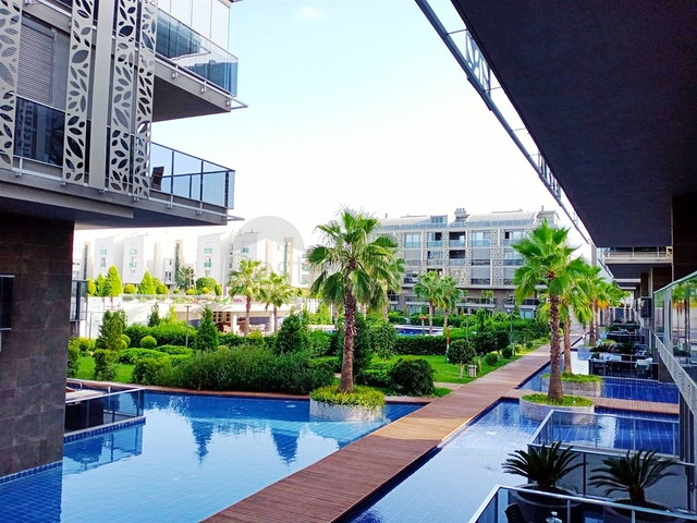 Элитный пентхаус 5+1 в районе Унжалы Коньяалты Анталья