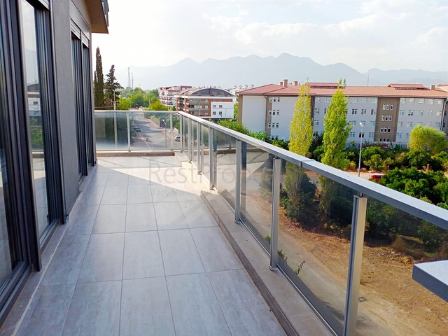 Элитный пентхаус 5+1 в районе Унжалы Коньяалты Анталья