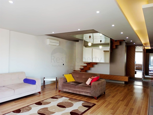 Элитный пентхаус 5+1 в районе Унжалы Коньяалты Анталья