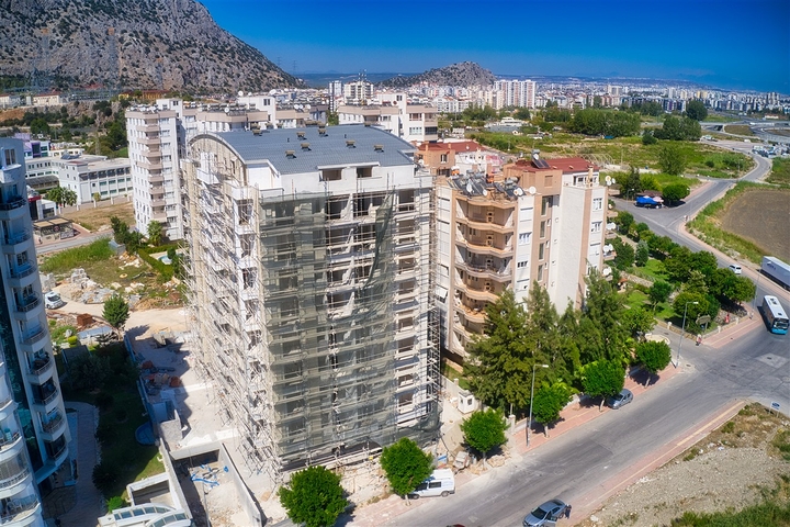 Квартиры 1+1,3+1 в комфортабельном доме в Анталии