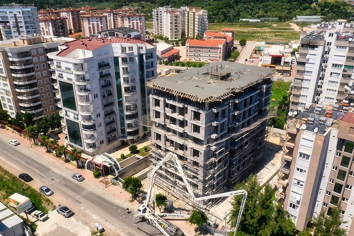 Квартиры 1+1,3+1 в комфортабельном доме в Анталии