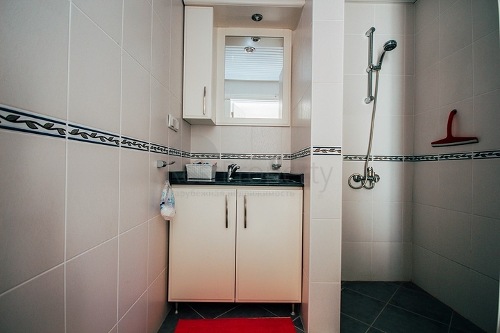 Пентхаус 3+1 со своей сауной в Махмутларе