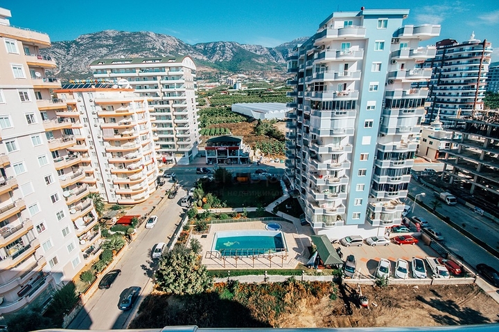 Пентхаус 3+1 со своей сауной в Махмутларе