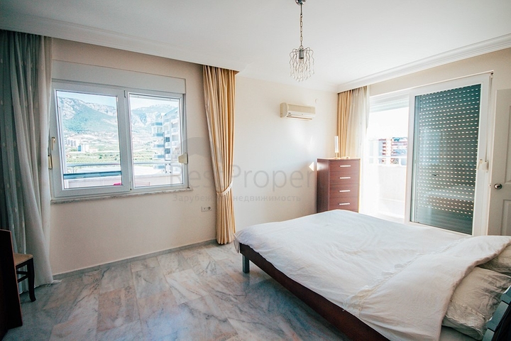 Пентхаус 3+1 со своей сауной в Махмутларе