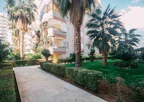 Пентхаус 3+1 со своей сауной в Махмутларе