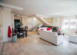 Пентхаус 3+1 со своей сауной в Махмутларе