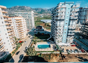 Пентхаус 3+1 со своей сауной в Махмутларе