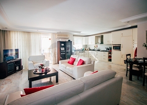 Пентхаус 3+1 со своей сауной в Махмутларе