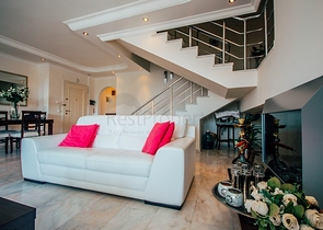 Пентхаус 3+1 со своей сауной в Махмутларе