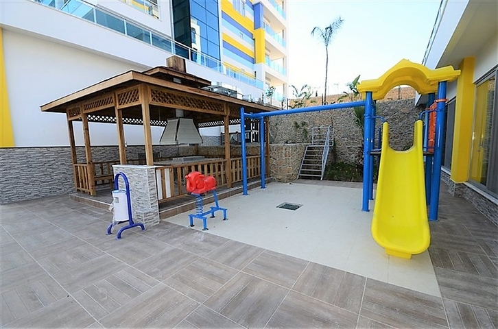 Меблированный дуплекс с большой террасой 2+1