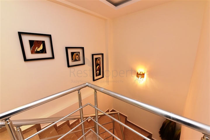 Меблированный дуплекс с большой террасой 2+1