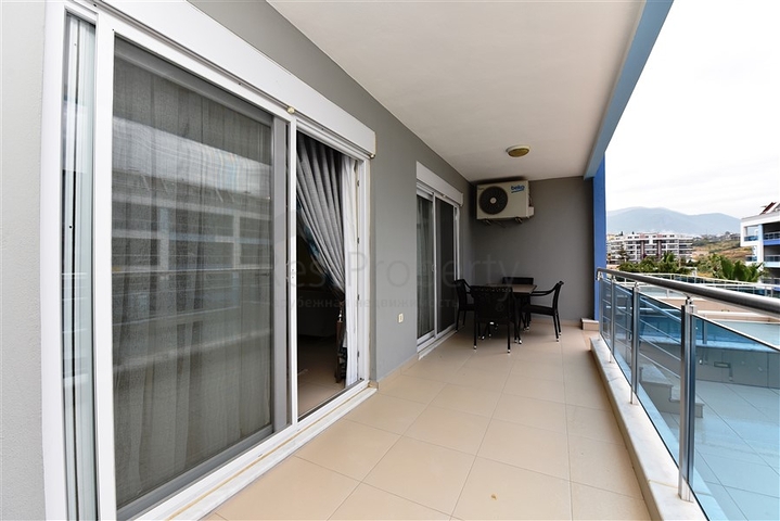 Меблированный дуплекс с большой террасой 2+1