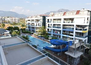 Меблированный дуплекс с большой террасой 2+1