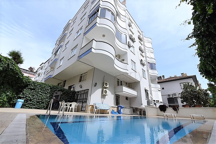 Квартира 1+1 в самом центре города Алании