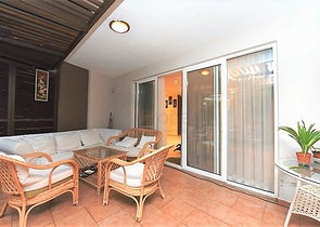 Квартира 2+1 с собственным садом и уличной террасой 