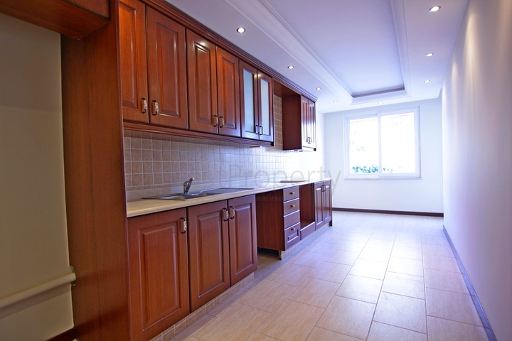 Трёхкомнатная квартира в районе Махмутлар