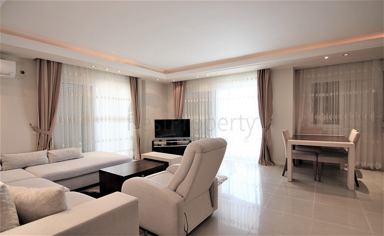 Трёхкомнатная квартира с мебелью