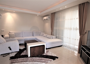 Трёхкомнатная квартира с мебелью