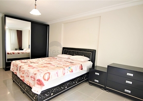 Трёхкомнатная квартира с мебелью