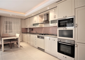 Трёхкомнатная квартира с мебелью