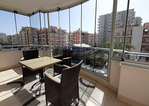 Трёхкомнатная квартира с мебелью