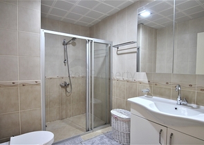 Трёхкомнатная квартира с мебелью