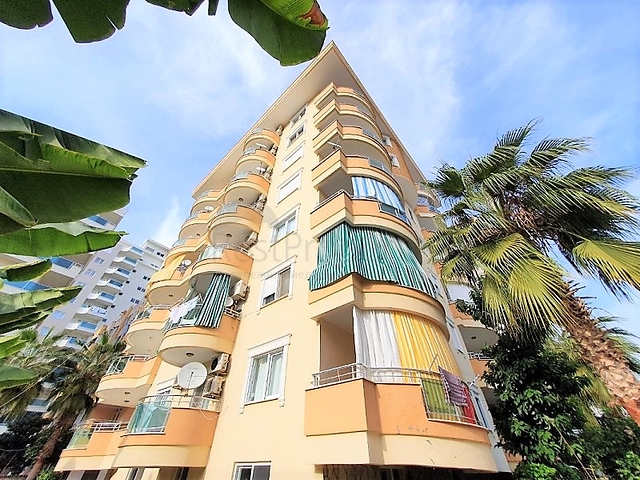 Трехкомнатная квартира с мебелью в районе Махмутлар