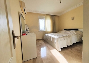 Трехкомнатная квартира с мебелью в районе Махмутлар