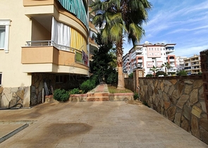 Трехкомнатная квартира с мебелью в районе Махмутлар