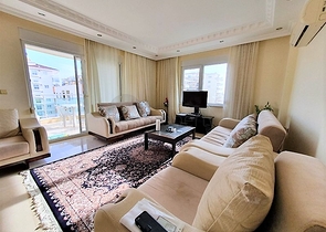 Трехкомнатная квартира с мебелью в районе Махмутлар