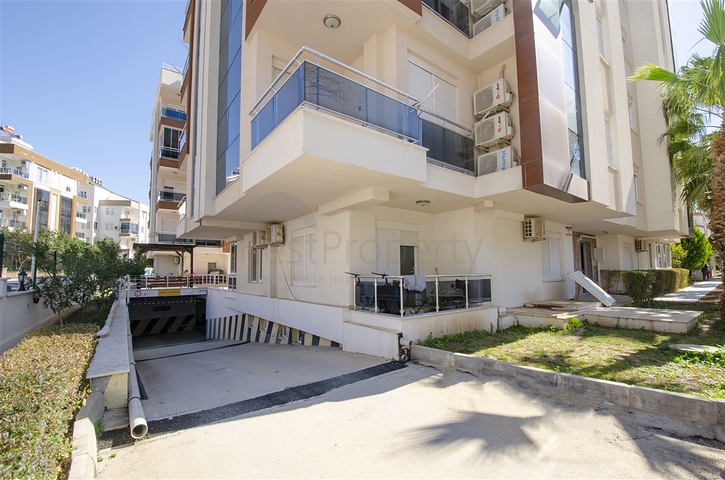 Пентхаус с 3 спальнями в комплексе в Коньяалты Анталья 