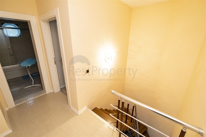 Пентхаус с 3 спальнями в комплексе в Коньяалты Анталья 