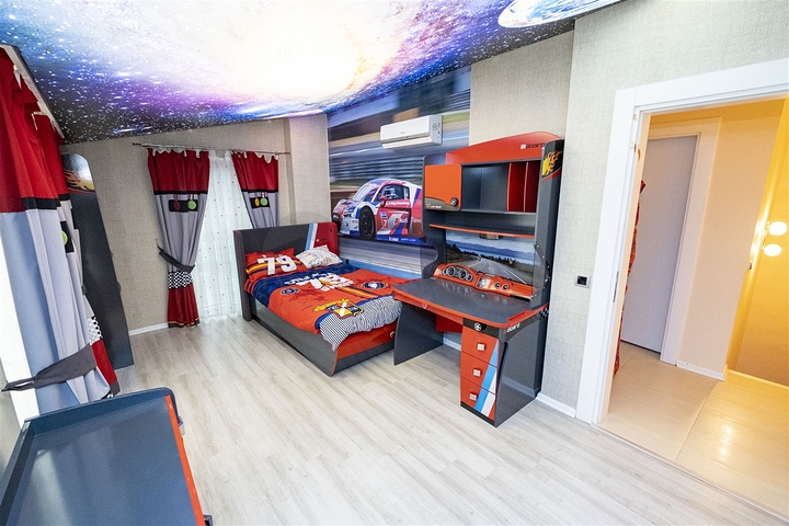 Пентхаус с 3 спальнями в комплексе в Коньяалты Анталья 