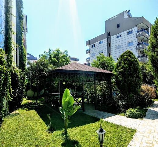 Пентхаус с 3 спальнями в комплексе в Коньяалты Анталья 