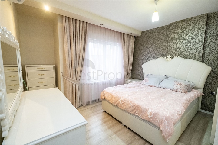 Пентхаус с 3 спальнями в комплексе в Коньяалты Анталья 