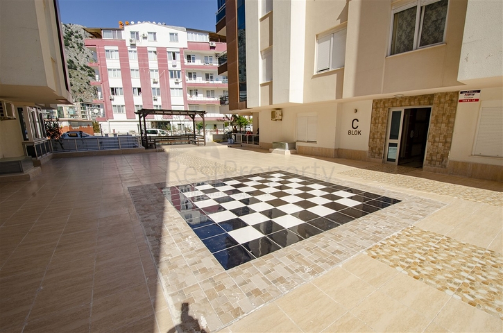 Пентхаус с 3 спальнями в комплексе в Коньяалты Анталья 