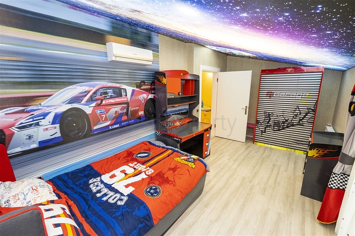 Пентхаус с 3 спальнями в комплексе в Коньяалты Анталья 