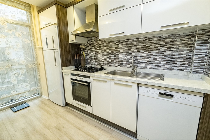 Пентхаус с 3 спальнями в комплексе в Коньяалты Анталья 