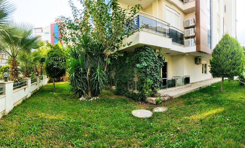 Пентхаус с 3 спальнями в комплексе в Коньяалты Анталья 