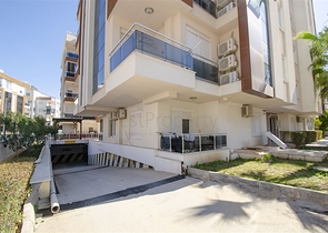 Пентхаус с 3 спальнями в комплексе в Коньяалты Анталья 